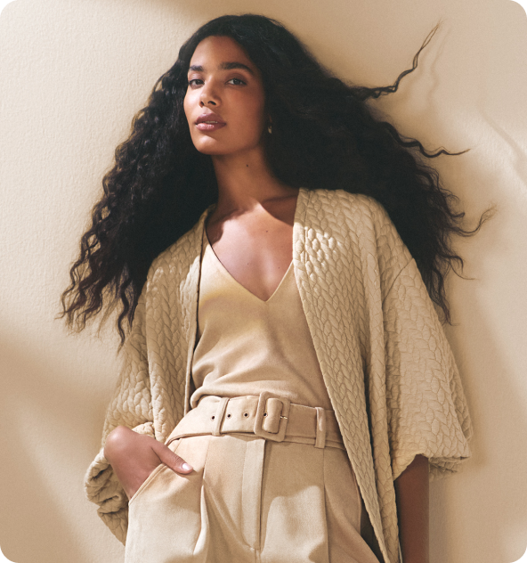 Modelo em destaque vestindo Missinclof + Riachuelo